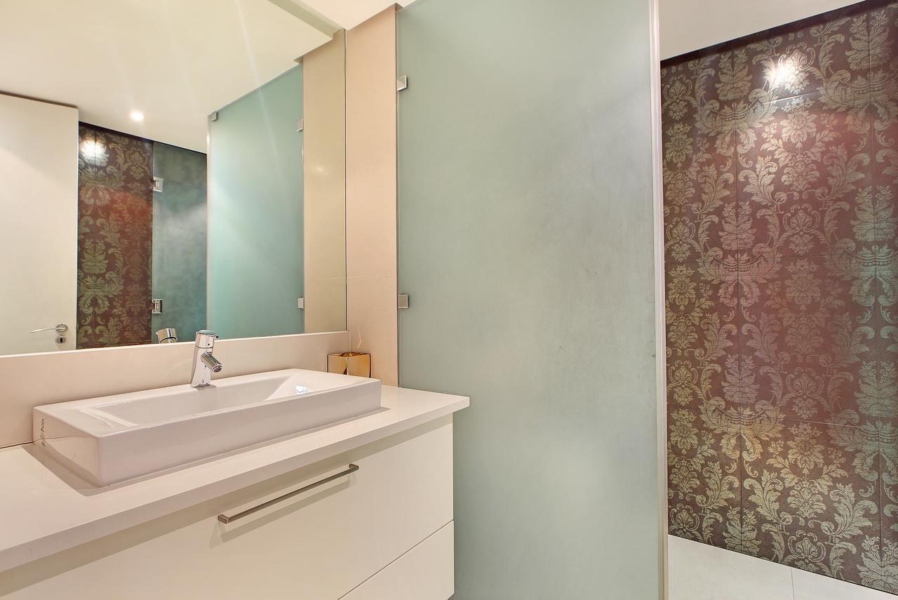 Apartment Horizon Bay 1602